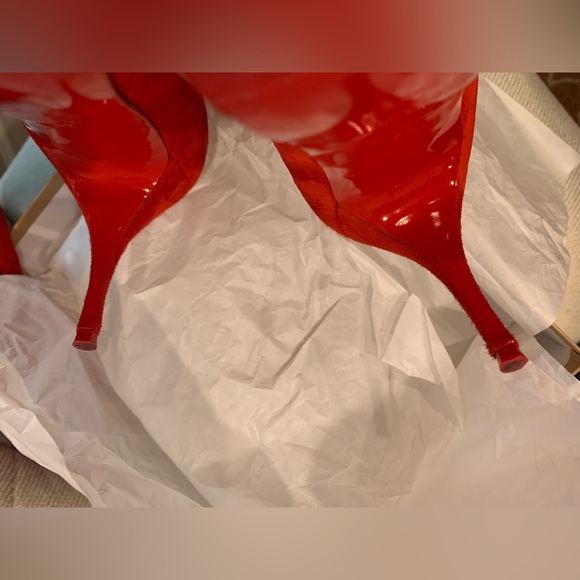 Christian Louboutin Clare Red Suede Veau Velours Pump, Size 42! - Picture 10 of 10